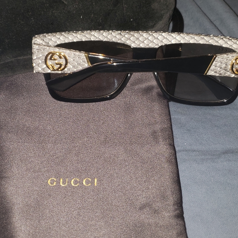 Snakeskin Gucci Suns (limited edition)